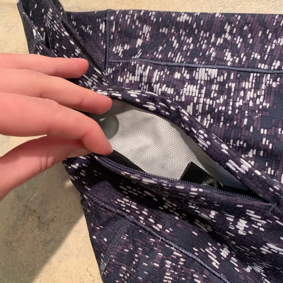 Adidas Leggings - Picture 3 of 5